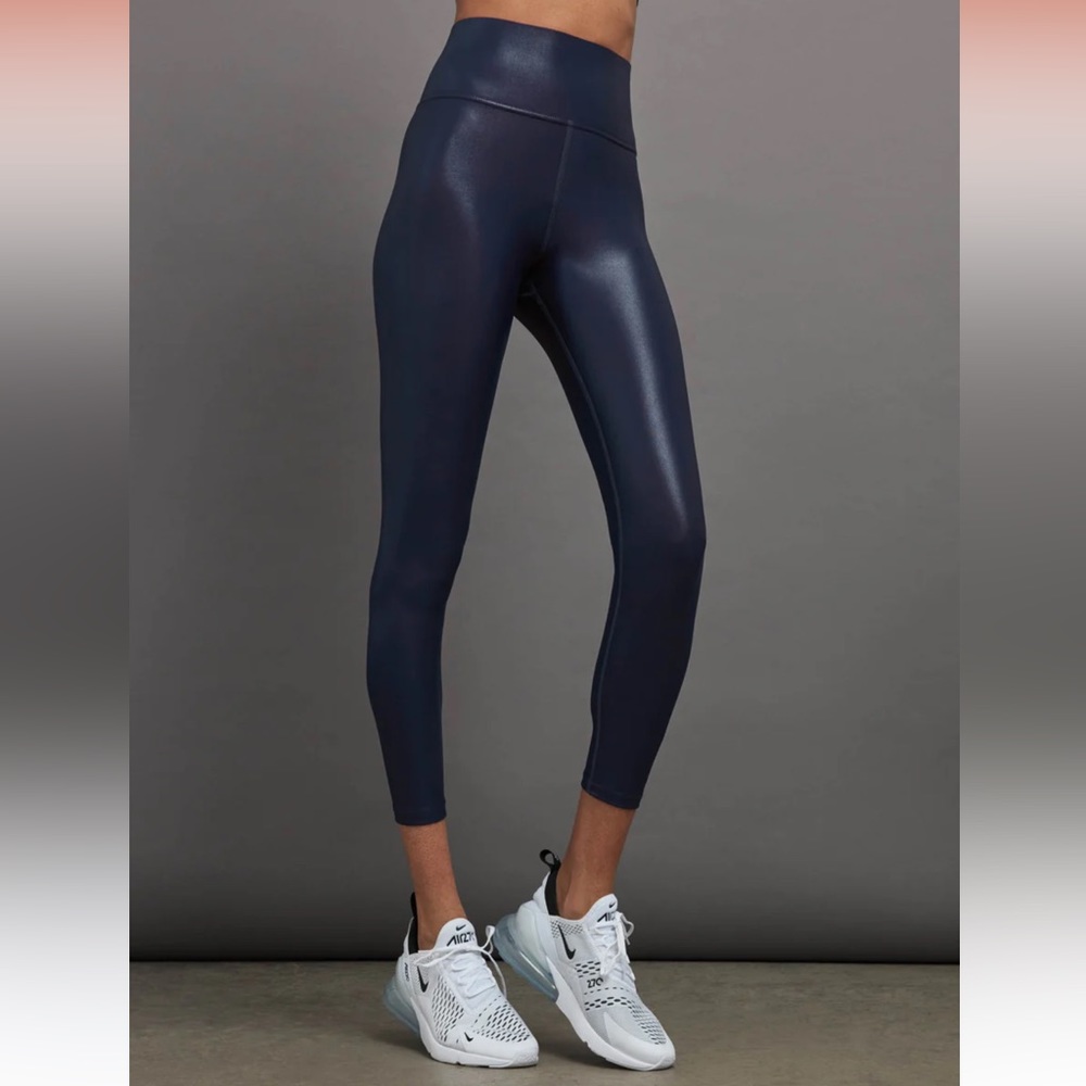 Carbon38 High Rise Legging in Takara Shine